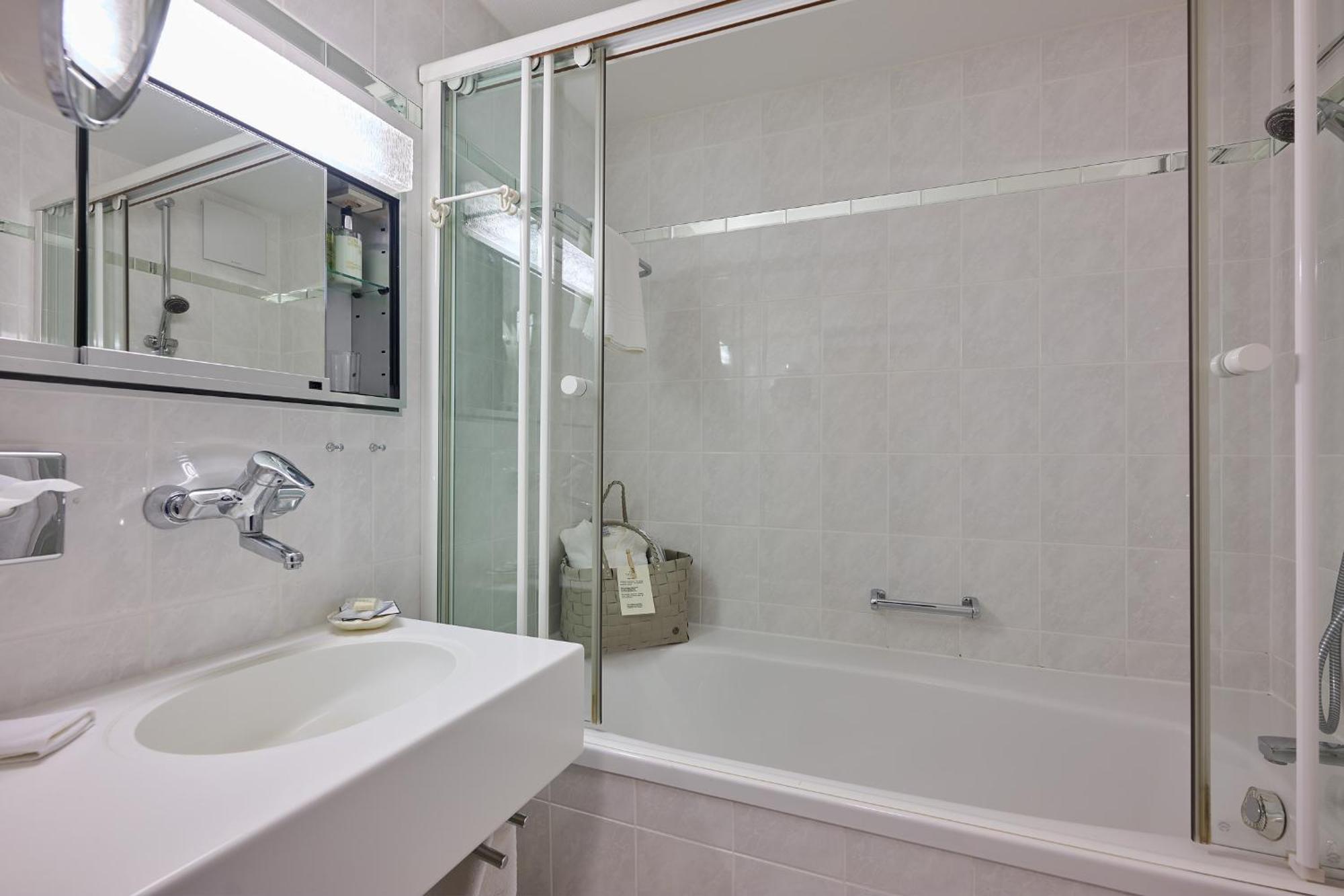 Schuele's Wellnessresort & Adults Only 4*